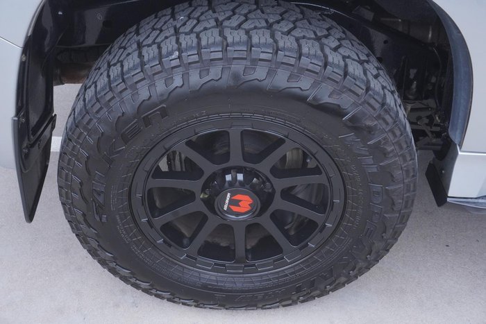 2020 Mitsubishi Pajero Sport GLS