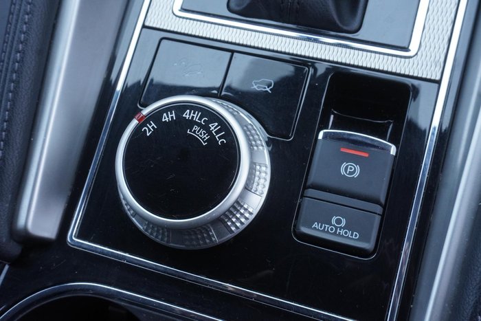 2020 Mitsubishi Pajero Sport GLS