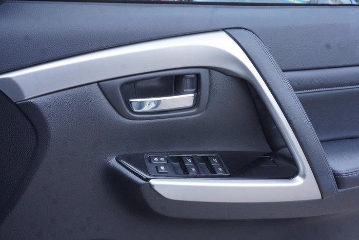 2020 Mitsubishi Pajero Sport GLS