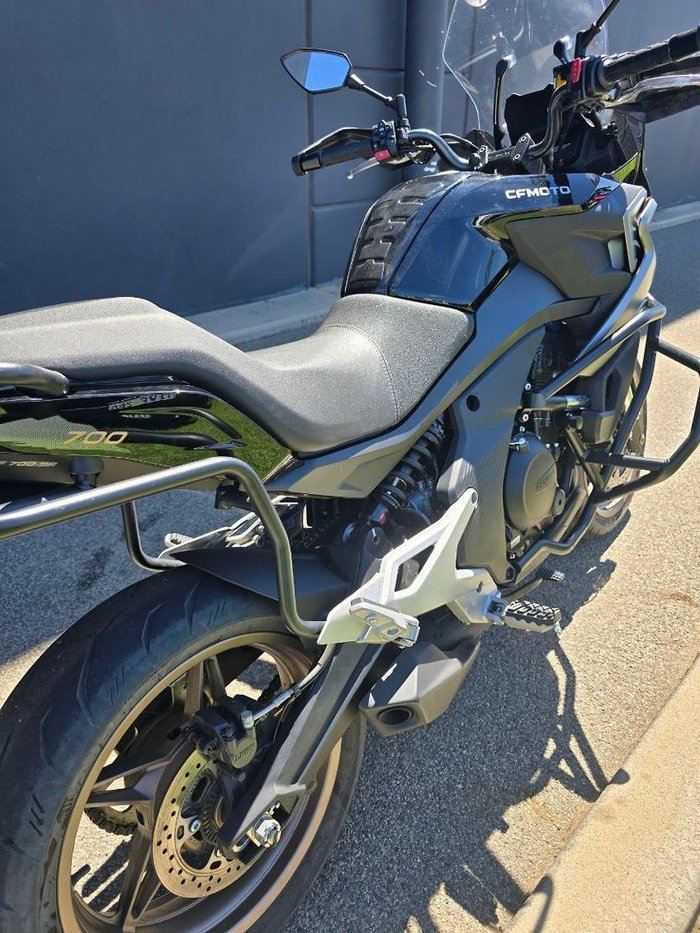 2023 CFMOTO 700MT MT Black