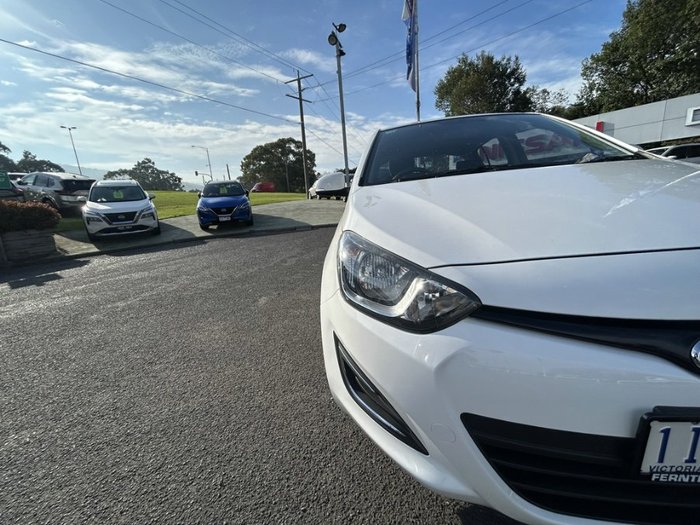 2015 HYUNDAI I20 Active