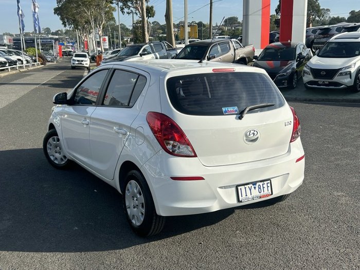 2015 HYUNDAI I20 Active