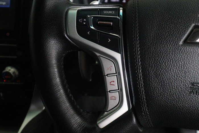2024 Mitsubishi Pajero Sport GLX