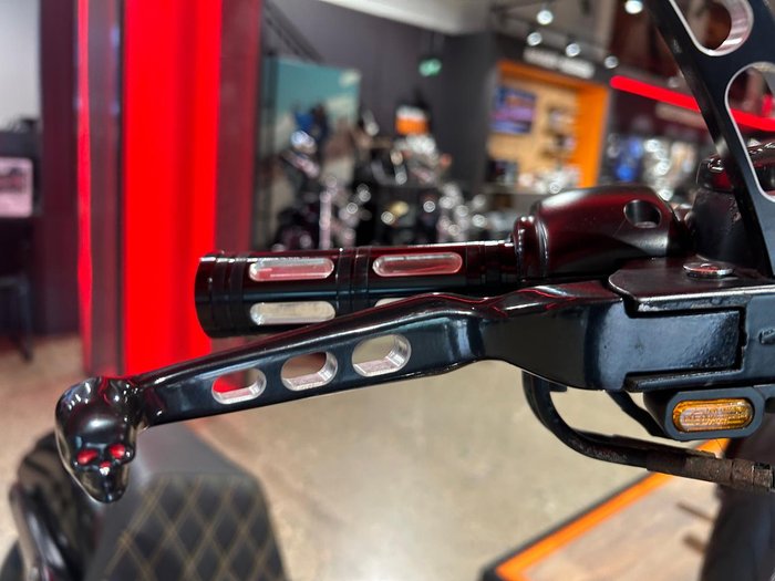 2014 Harley-Davidson Dyna Wide Glide 1690 (FXDWG) Dyna Black