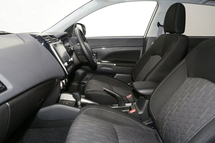 2025 Mitsubishi ASX LS