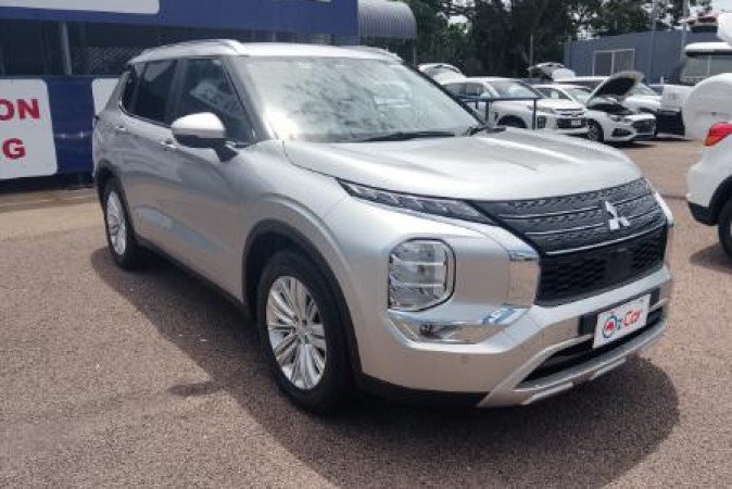 2024 MITSUBISHI OUTLANDER LS 7 SEAT (AWD)