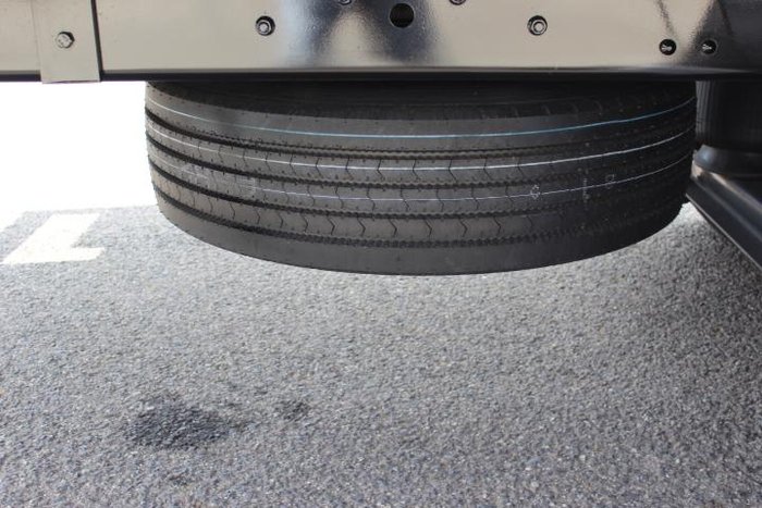 2024 Fuso Fighter 2427 WHITE