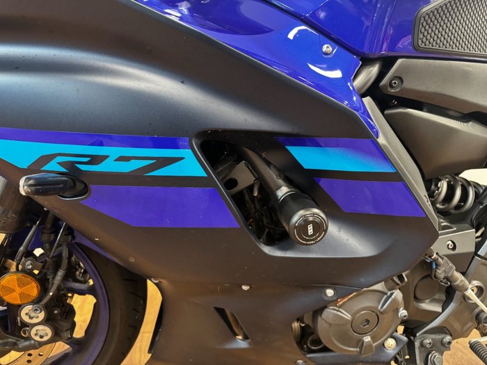 2024 Yamaha YZF-R7LA BLUE