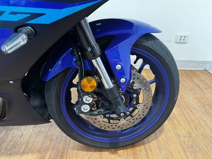 2024 Yamaha YZF-R7LA BLUE