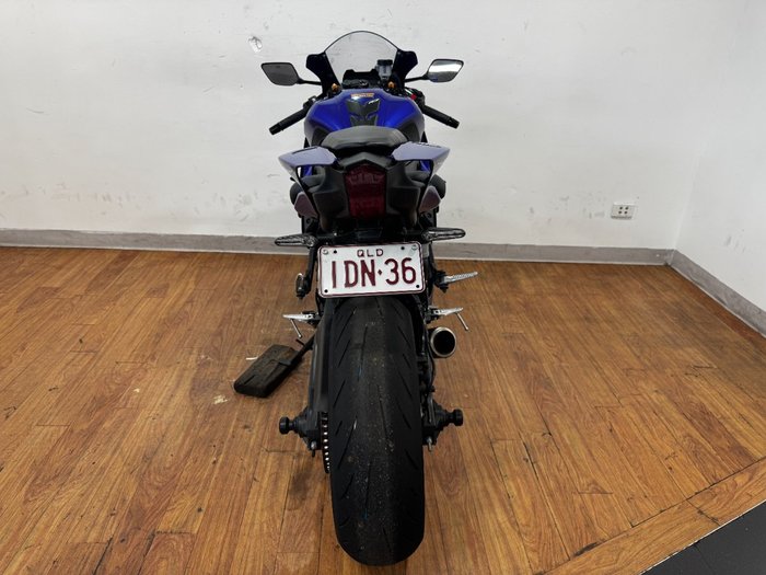 2024 Yamaha YZF-R7LA BLUE