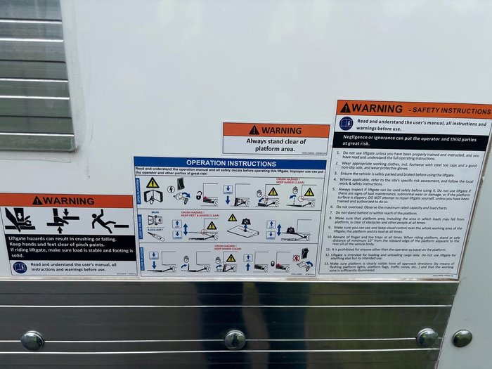 2025 Fuso Canter 515 Pantech White