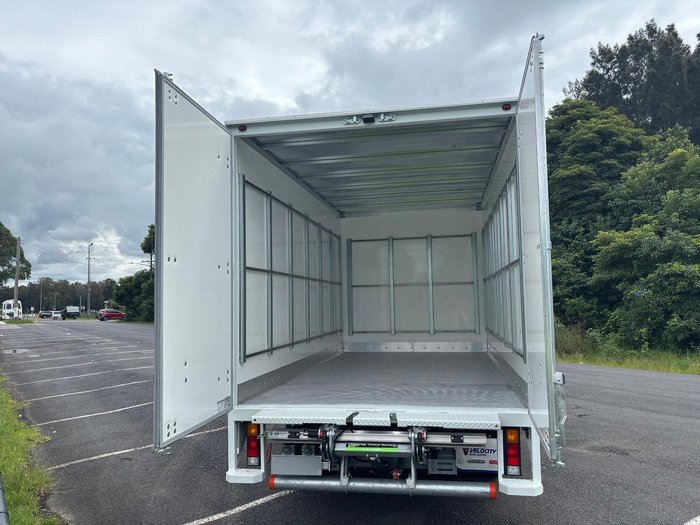 2025 Fuso Canter 515 Pantech White