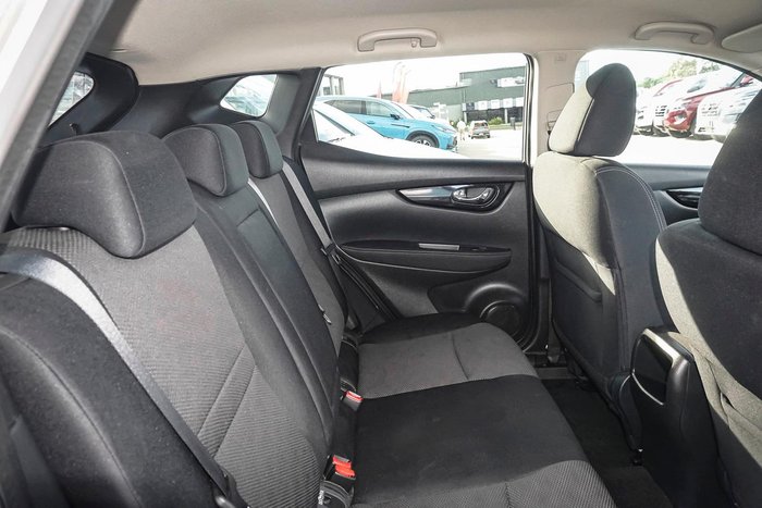 2015 Nissan QASHQAI TS