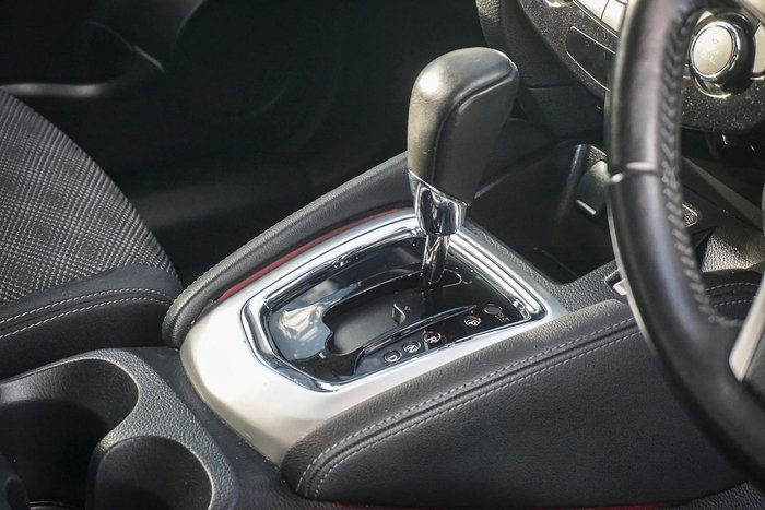 2015 Nissan QASHQAI TS