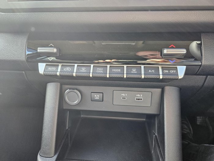 2025 Mitsubishi Triton GLX-R