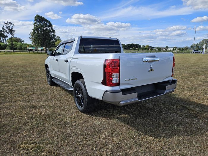 2025 Mitsubishi Triton GLX-R