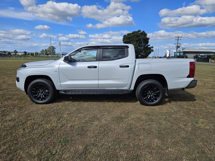 2025 Mitsubishi Triton GLX-R