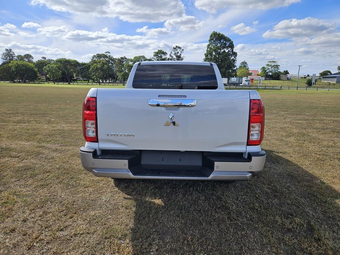 2025 Mitsubishi Triton GLX-R