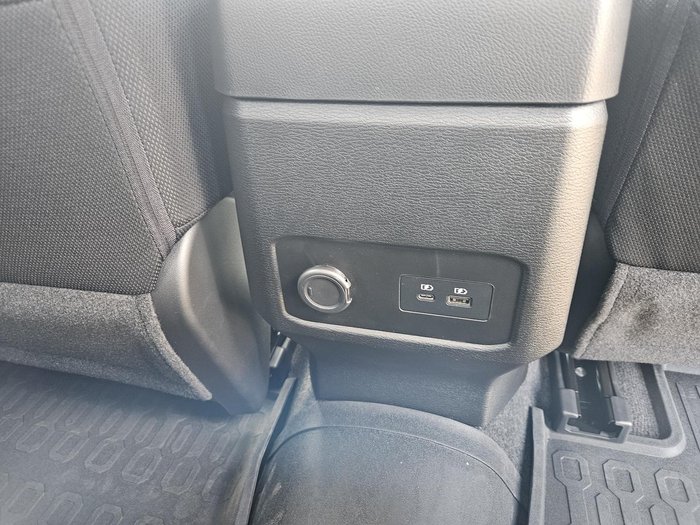 2025 Mitsubishi Triton GLX-R