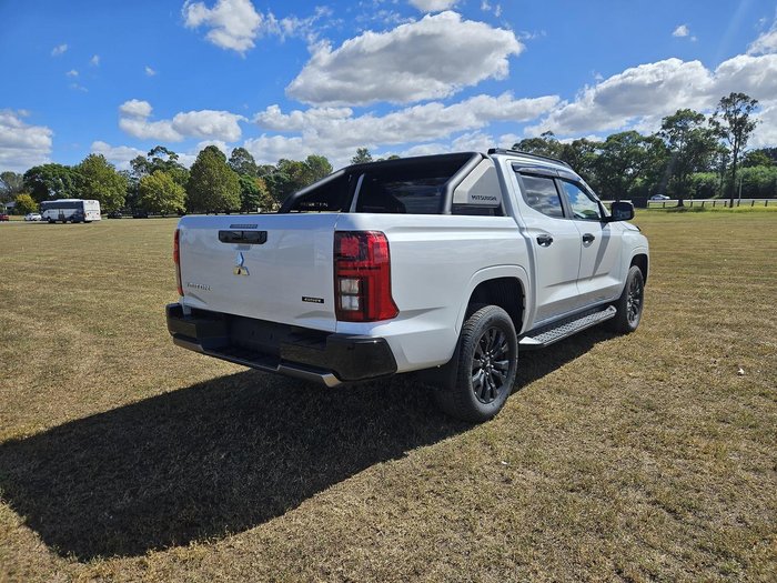 2025 Mitsubishi Triton GSR