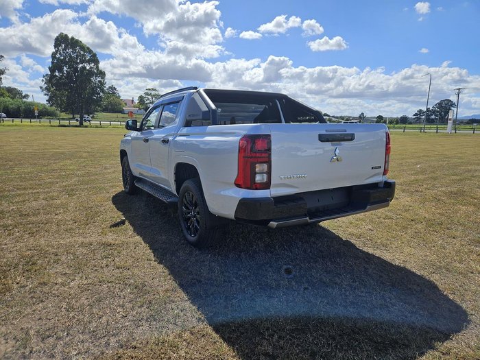 2025 Mitsubishi Triton GSR