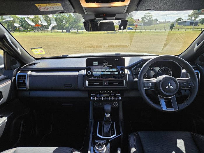 2025 Mitsubishi Triton GSR