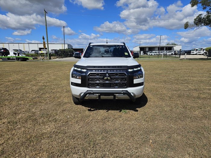 2025 Mitsubishi Triton GSR