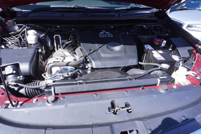 2017 Mitsubishi Pajero Sport GLS