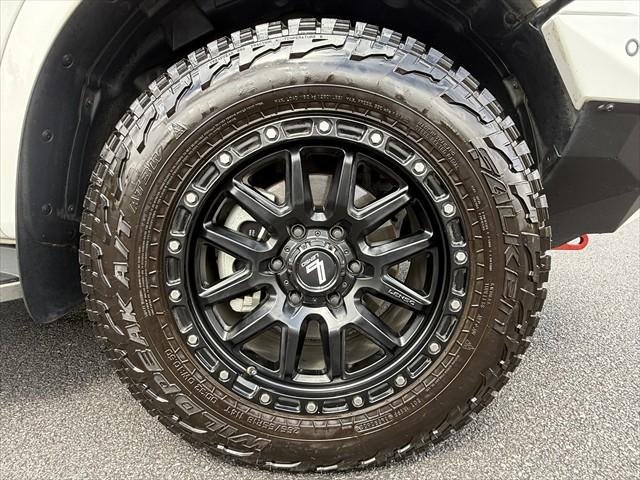 2022 Ford Everest Platinum