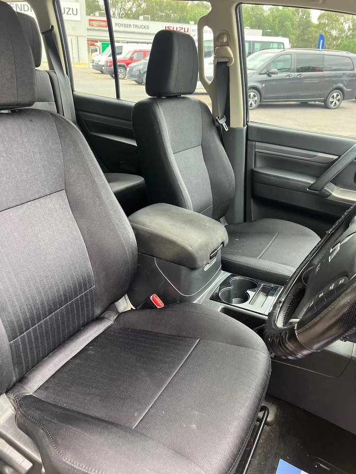 2019 Mitsubishi Pajero GLX