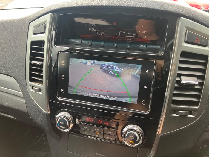 2019 Mitsubishi Pajero GLX