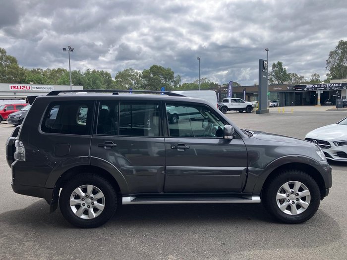 2019 Mitsubishi Pajero GLX