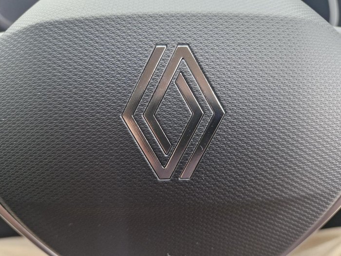 2026 Renault Trafic Premium