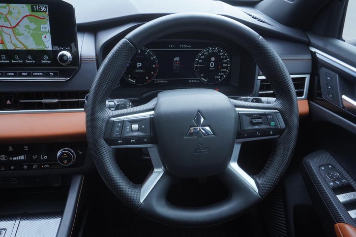 2024 Mitsubishi Outlander Exceed Tourer