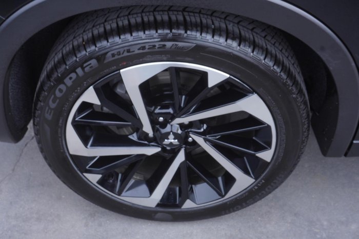 2024 Mitsubishi Outlander Exceed Tourer