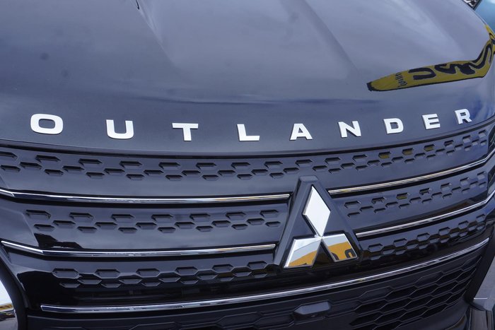 2024 Mitsubishi Outlander Exceed Tourer