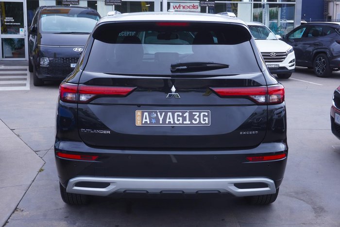 2024 Mitsubishi Outlander Exceed Tourer