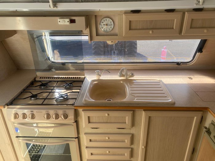2000 Jayco Westport Poptop 17.66Ft - Eofy Clearance