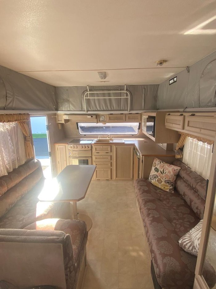 2000 Jayco Westport Poptop 17.66Ft - Eofy Clearance