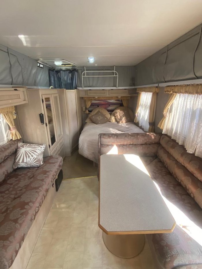 2000 Jayco Westport Poptop 17.66Ft - Eofy Clearance