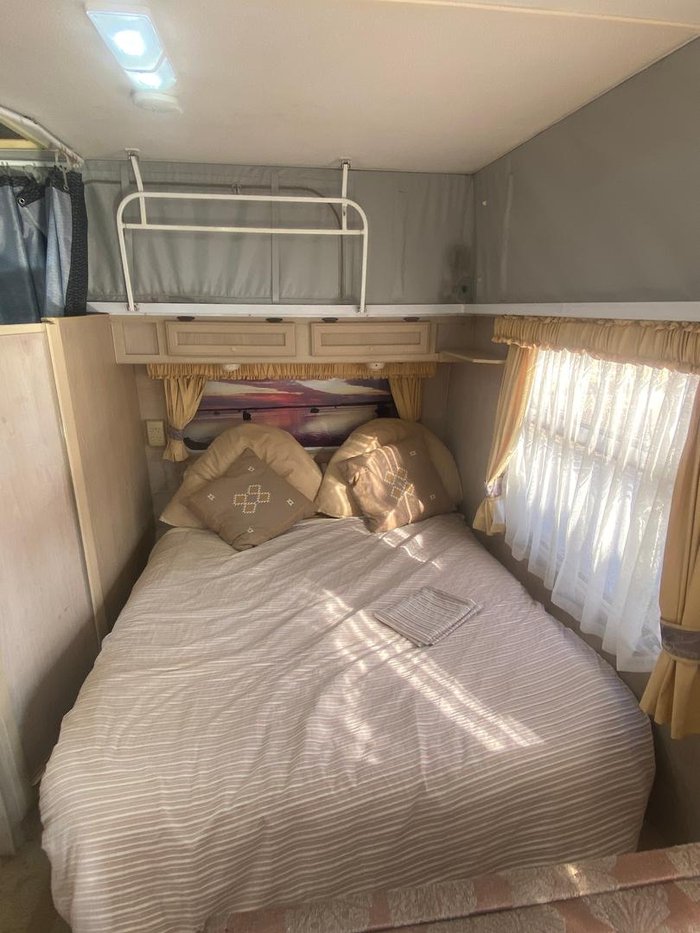 2000 Jayco Westport Poptop 17.66Ft