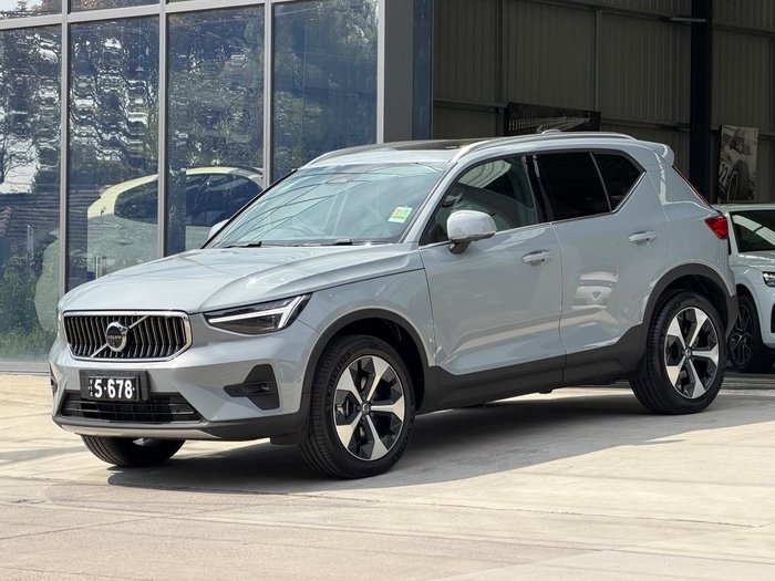 2025 Volvo XC40 Ultra B4 Bright MY26 AWD Vapour Grey