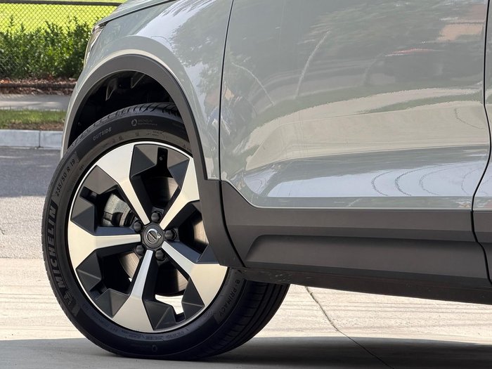 2025 Volvo XC40 Ultra B4 Bright MY26 AWD Vapour Grey