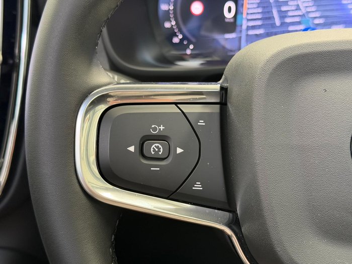 2025 Volvo XC40 Ultra B4 Bright MY26 AWD Vapour Grey