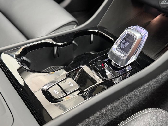 2025 Volvo XC40 Ultra B4 Bright MY26 AWD Vapour Grey