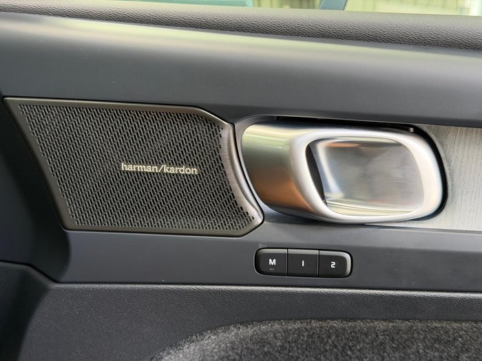 2025 Volvo XC40 Ultra B4 Bright MY26 AWD Vapour Grey