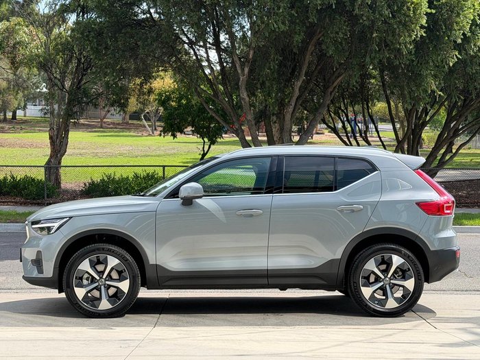 2025 Volvo XC40 Ultra B4 Bright MY26 AWD Vapour Grey