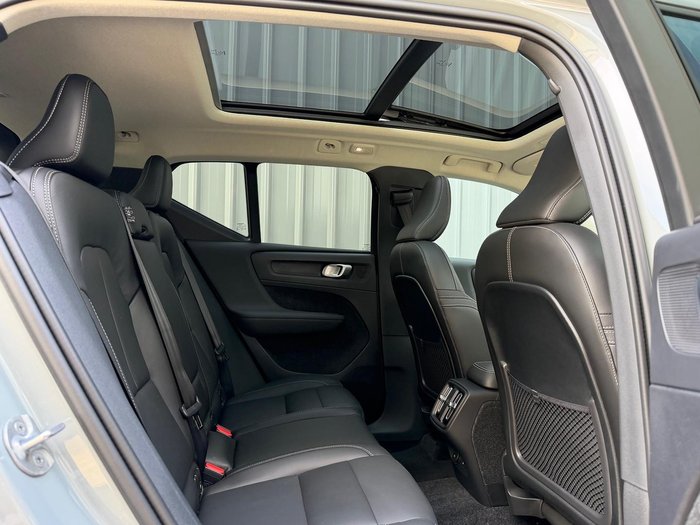 2025 Volvo XC40 Ultra B4 Bright MY26 AWD Vapour Grey