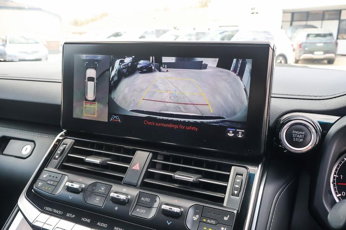 2023 Toyota Landcruiser Sahara ZX