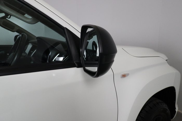 2023 Mitsubishi Triton GLX-R